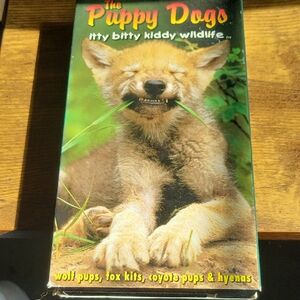 The Puppy Dogs Itty Bitty Kiddy Wildlife VHS - Green